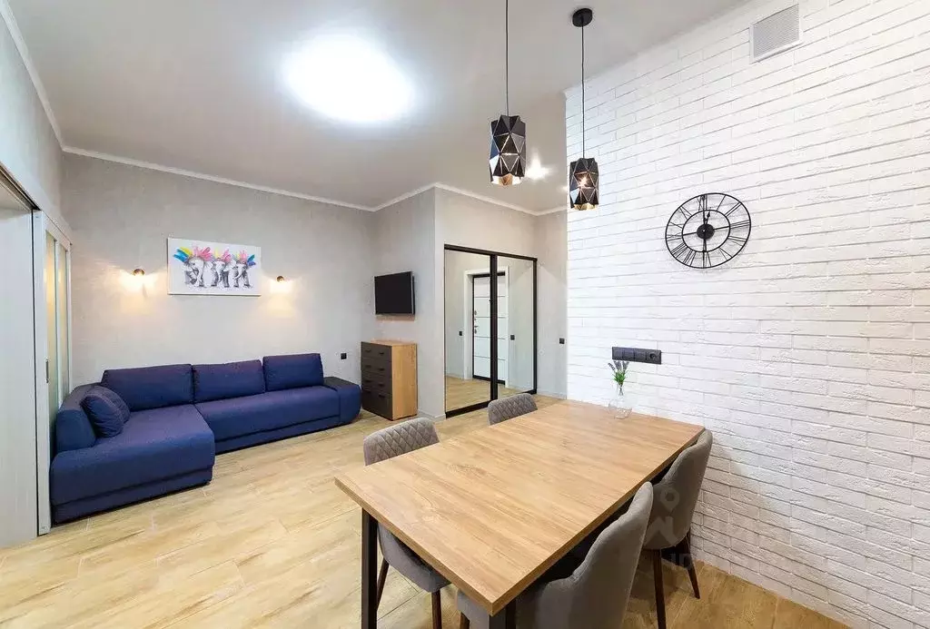 2-к кв. Краснодарский край, Геленджик Крымская ул., 22к23 (55.0 м) - Фото 0