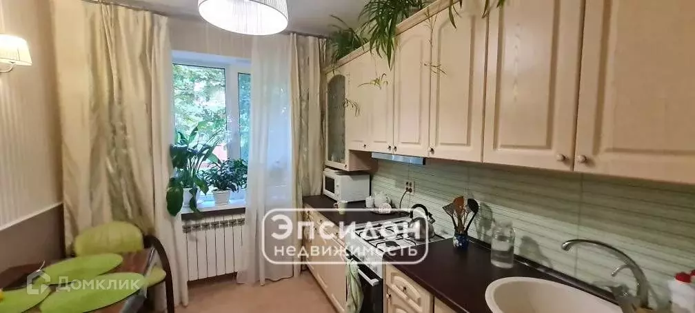 Продаётся 4-к квартира, 69.6 м - Фото 1