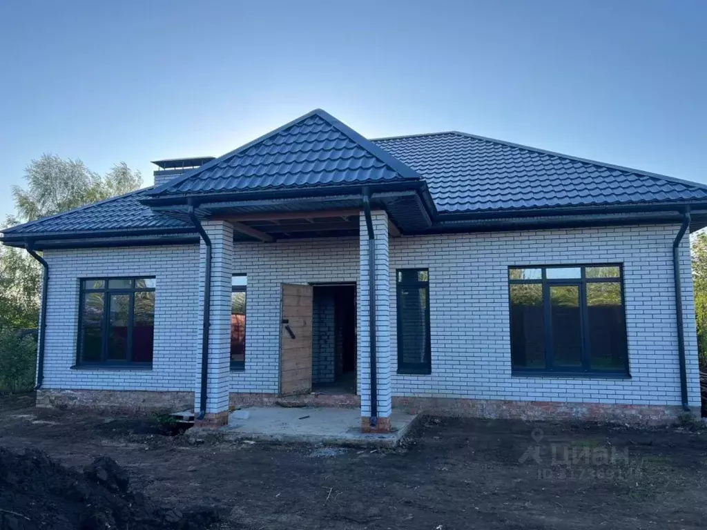Дом в Саратовская область, Саратов ул. Яровая, 1 (90 м) - Фото 0