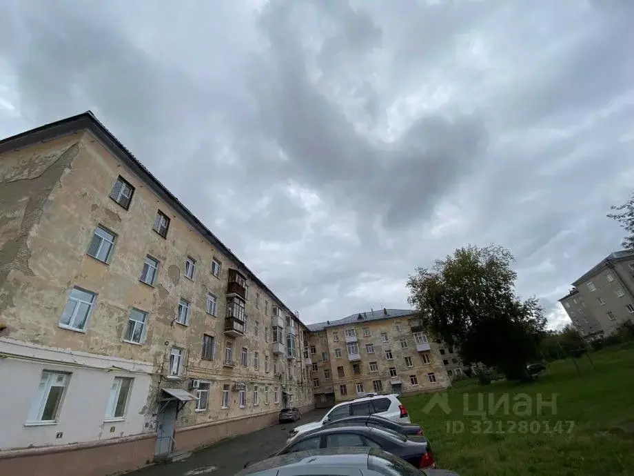 3-к кв. Пермский край, Березники ул. Челюскинцев, 9 (76.0 м) - Фото 0