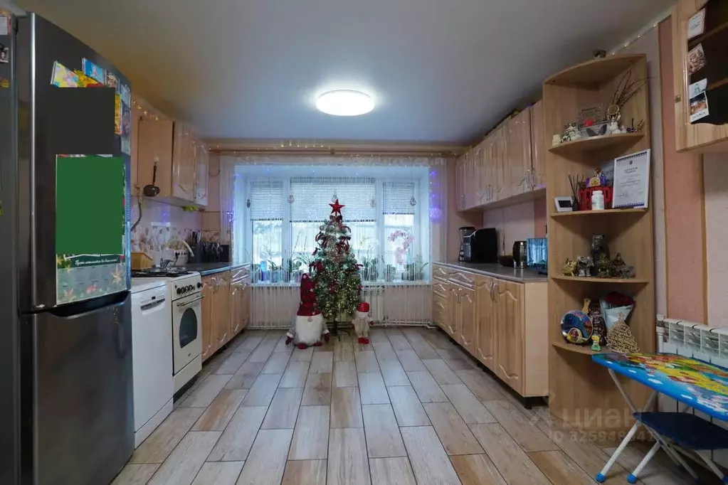 Дом в Ханты-Мансийский АО, Нягань ул. Гагарина, 58 (192 м) - Фото 1