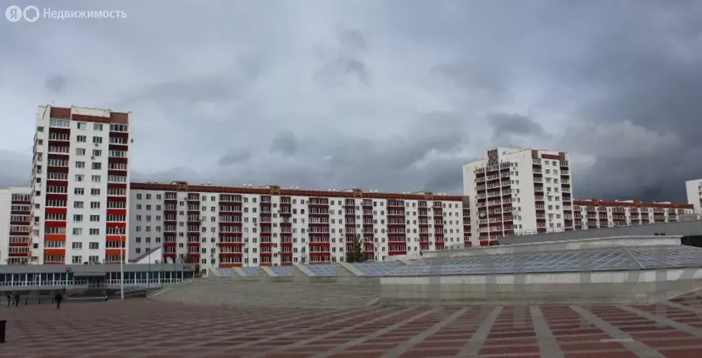 2-комнатная квартира: Уфа, улица Заки Валиди, 3 (54 м) - Фото 1