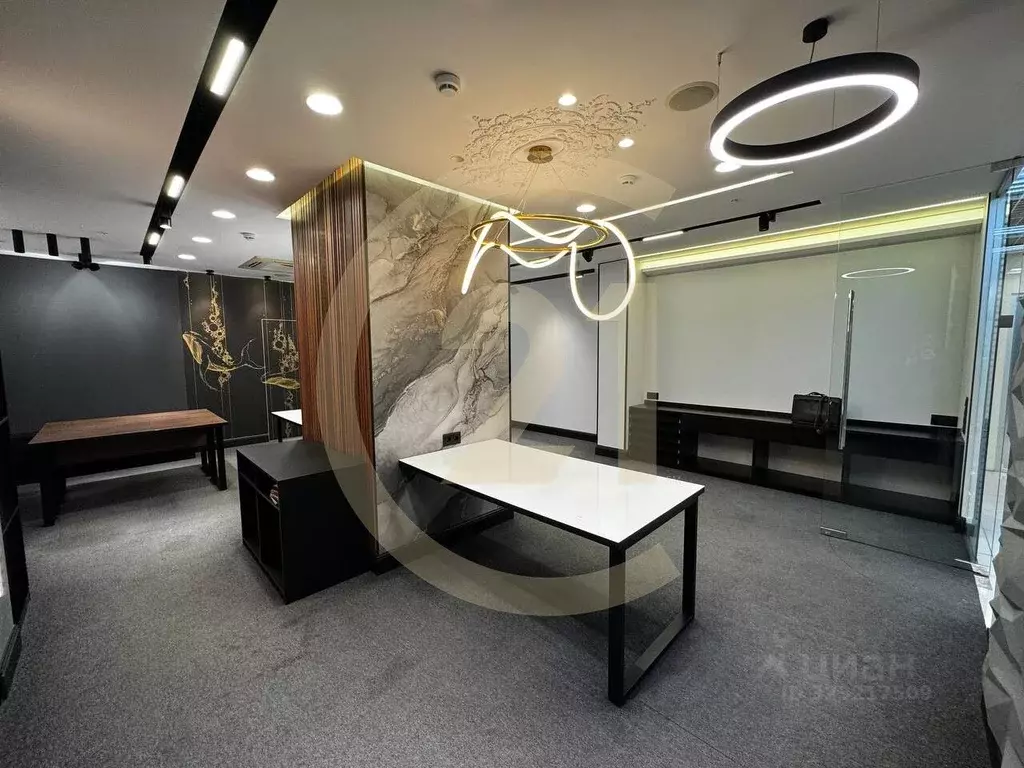 Помещение свободного назначения в Пермский край, Пермь ул. ... - Фото 1