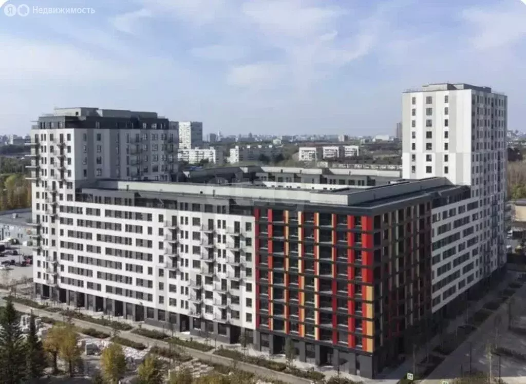 3-комнатная квартира: Тюмень, улица Республики, 205к1 (80.7 м) - Фото 2