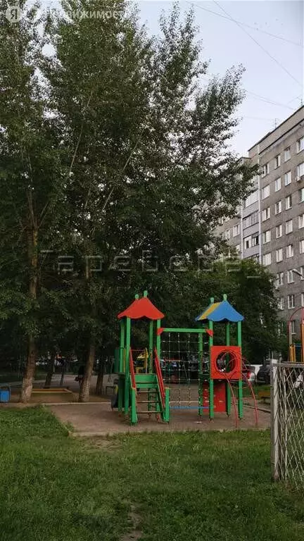 2-комнатная квартира: Красноярск, улица Железнодорожников, 10А (47 м) - Фото 1