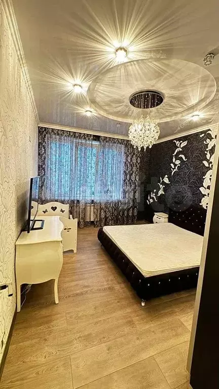 2-к. квартира, 60 м, 6/17 эт. - Фото 0