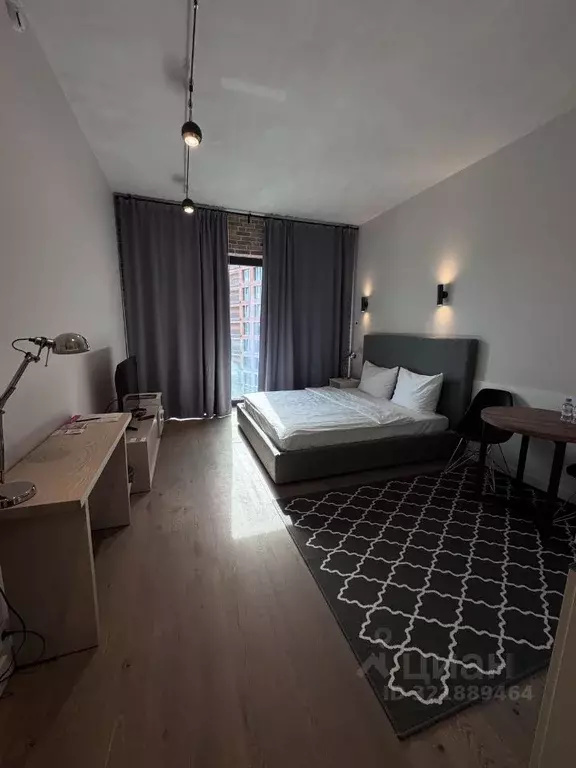 Студия Санкт-Петербург наб. Макарова, 60 (28.6 м) - Фото 0