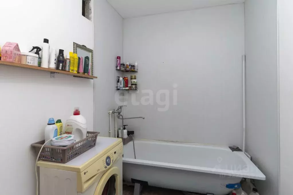 1-к кв. Тюменская область, Тюмень ул. Бориса Опрокиднева, 12 (42.9 м) - Фото 1