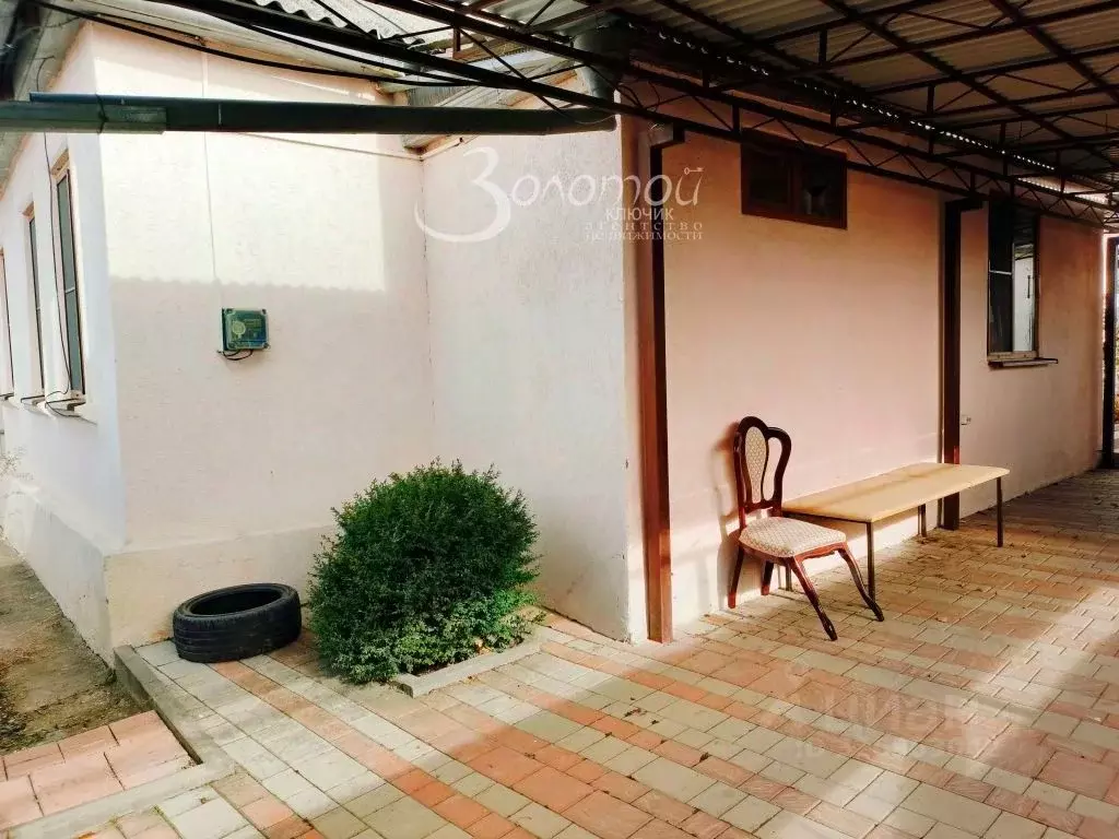 Дом в Ставропольский край, Кисловодск Орлиная ул., 20 (100 м) - Фото 1