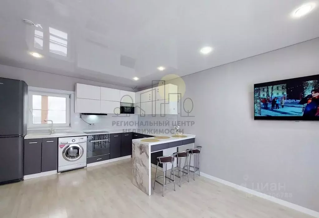 Дом в Иркутская область, Иркутский муниципальный округ, д. Куда ул. ... - Фото 1