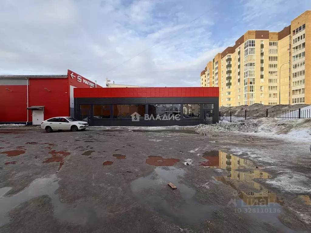 Торговая площадь в Коми, Сыктывкар Станционная ул., 150 (118 м) - Фото 1