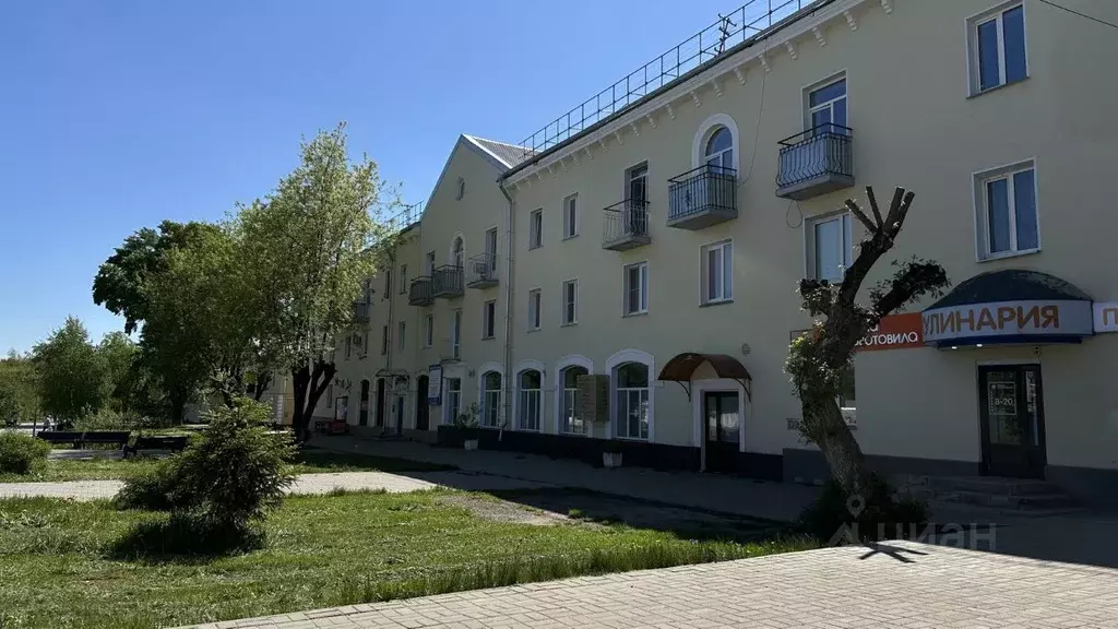 Помещение свободного назначения в Кировская область, Киров Октябрьский ... - Фото 0