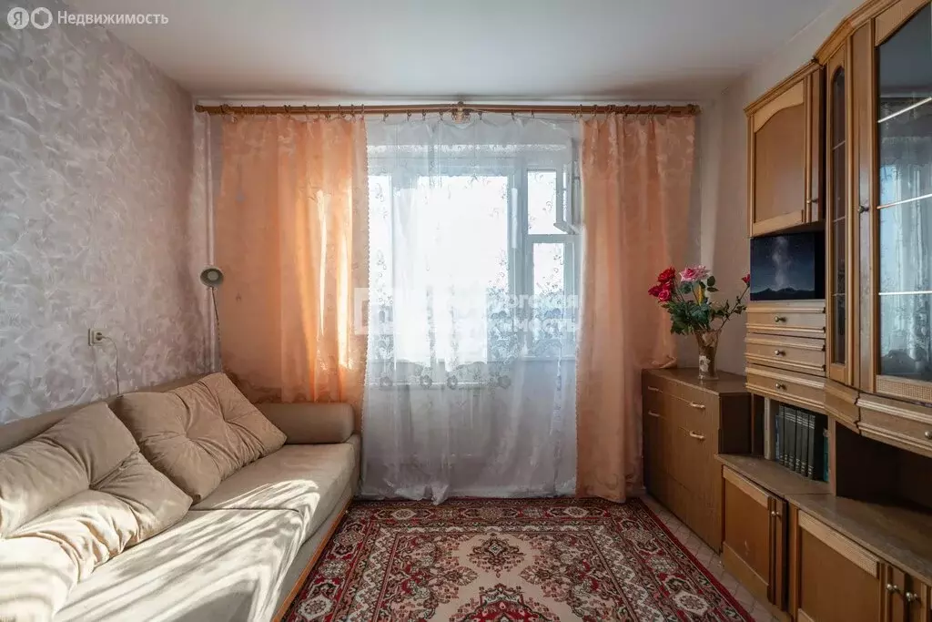 3-комнатная квартира: Санкт-Петербург, Школьная улица, 88к2 (69 м) - Фото 1