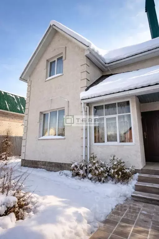 Дом в Башкортостан, Иглинский район, Акбердинский сельсовет, с. ... - Фото 0