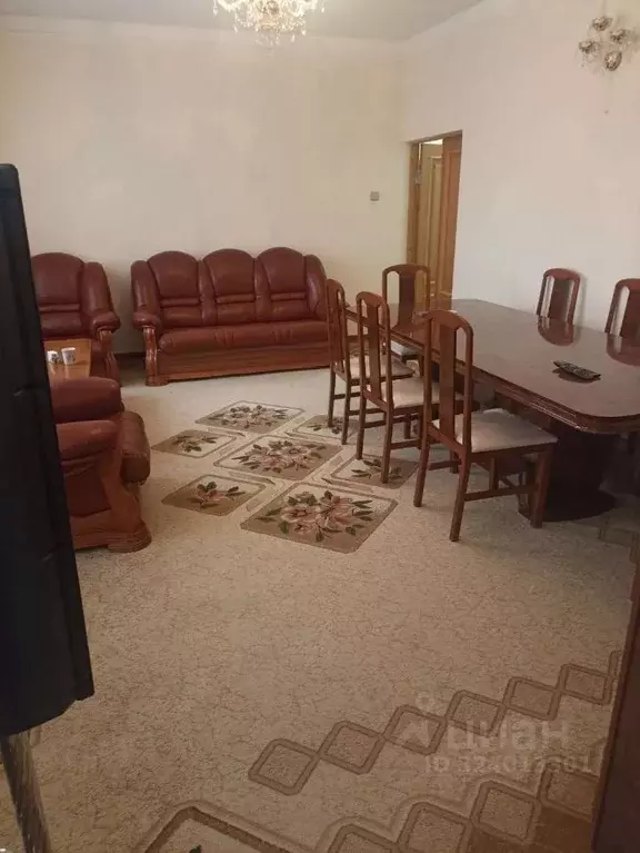 5-к кв. Кабардино-Балкария, Нальчик Пятигорская ул., 15 (200.0 м) - Фото 2