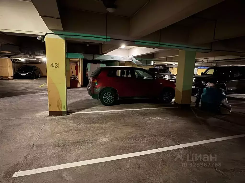 Гараж в Санкт-Петербург 13-я Васильевского острова линия, 42 (18 м) - Фото 2