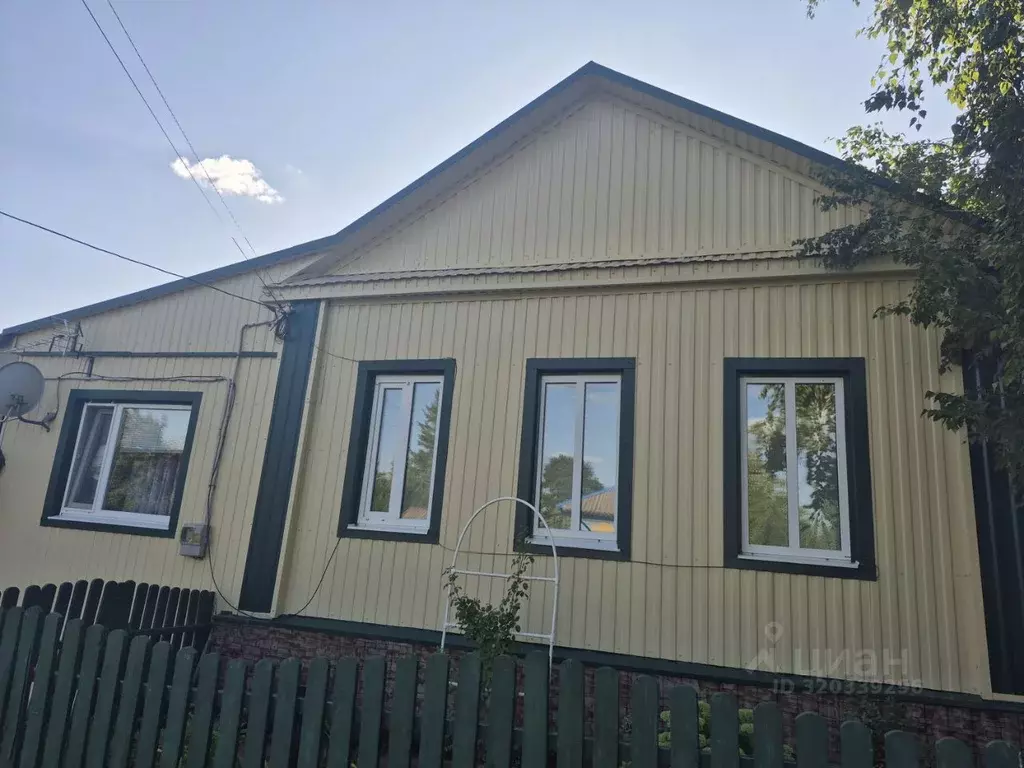 Дом в Саратовская область, Петровск Московская ул., 183 (118 м) - Фото 1