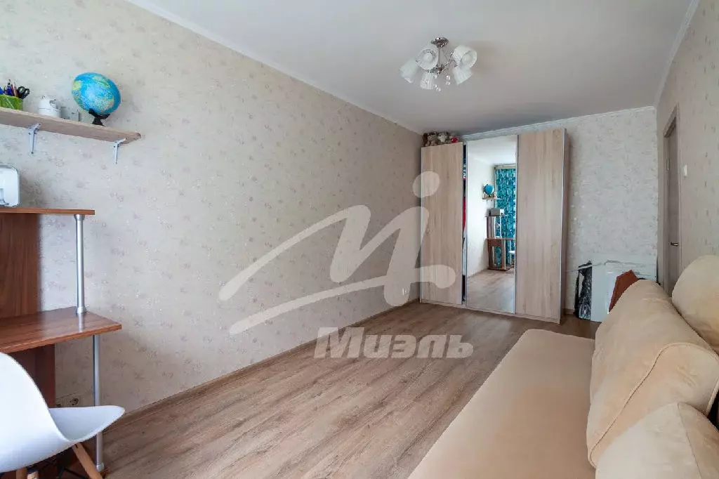 Продается 3-комнатная квартира - Фото 2