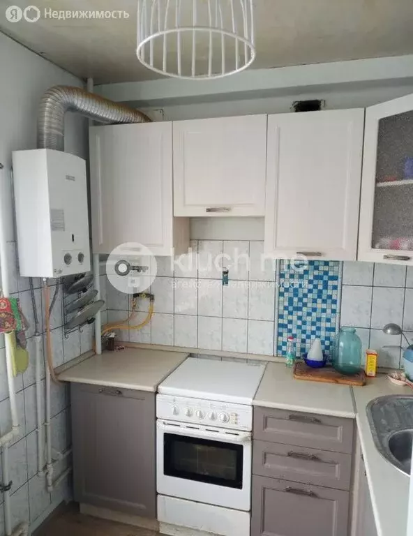 3-комнатная квартира: Казань, улица Курчатова, 8 (59 м) - Фото 2