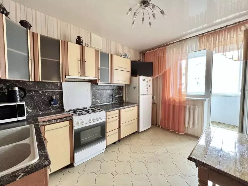 1-к кв. Брянская область, Брянск ул. Романа Брянского, 11 (50.0 м) - Фото 2