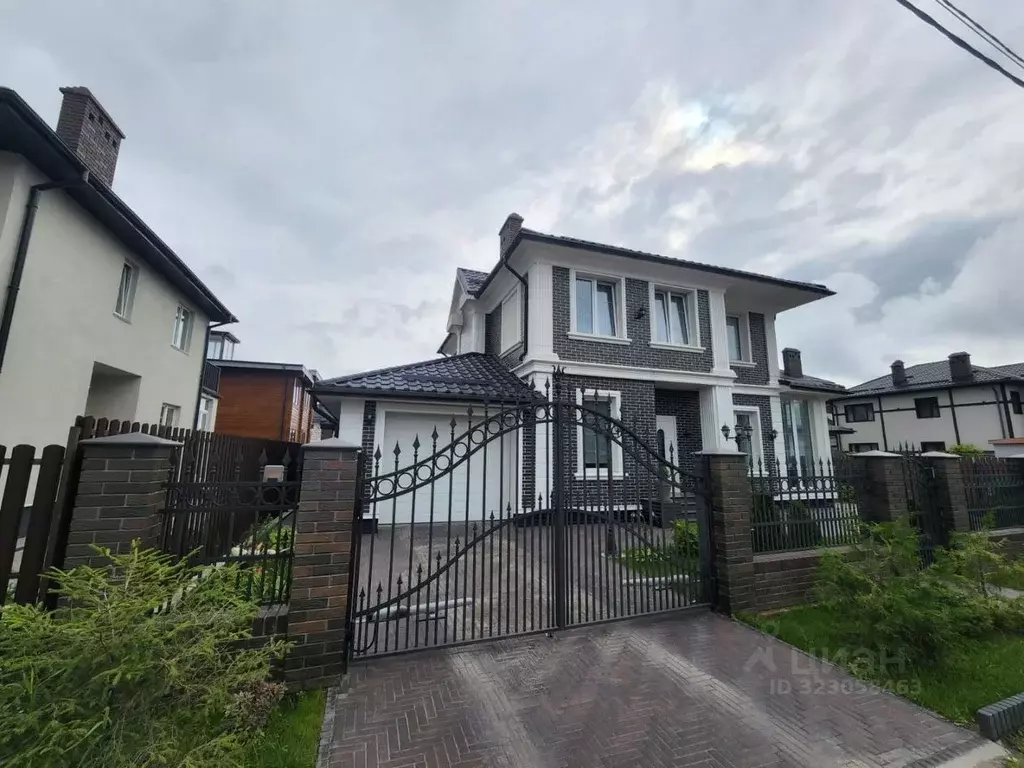 Дом в Калининградская область, Балтийск ул. 2-я Госпитальная, 25 (180 ... - Фото 1