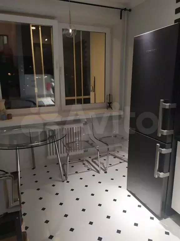 1-к. квартира, 39 м, 9/9 эт. - Фото 0