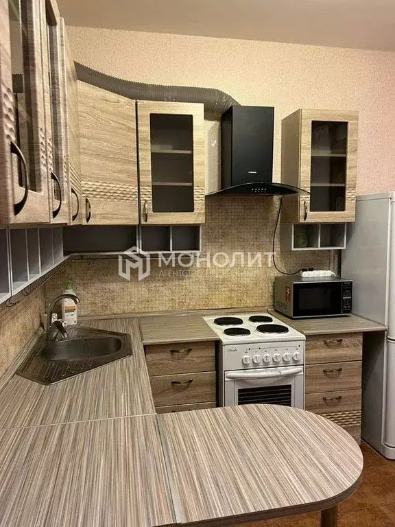 1-к кв. Белгородская область, Старый Оскол Степной мкр, 25 (46.0 м) - Фото 1