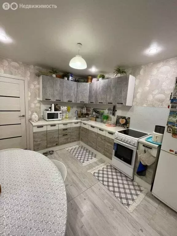 2-комнатная квартира: Тюмень, Олимпийская улица, 26 (48.2 м) - Фото 0