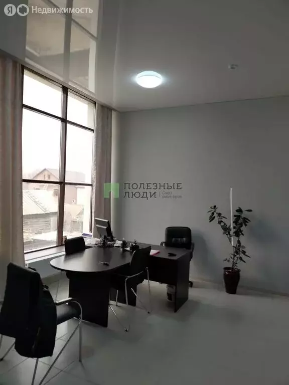 Офис (400 м) - Фото 1