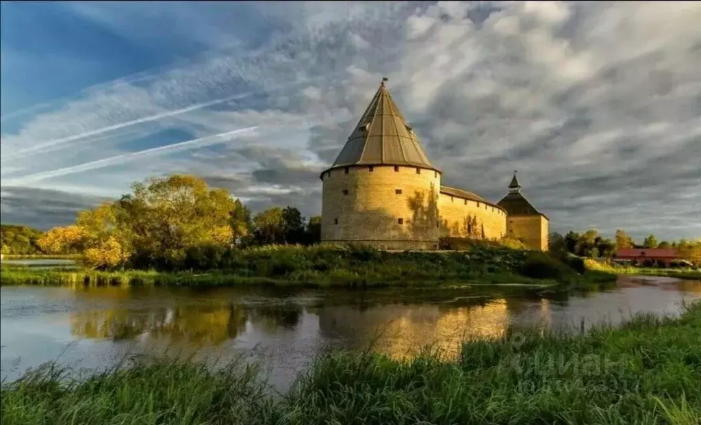 Торговая площадь в Ленинградская область, Волховский район, ... - Фото 0