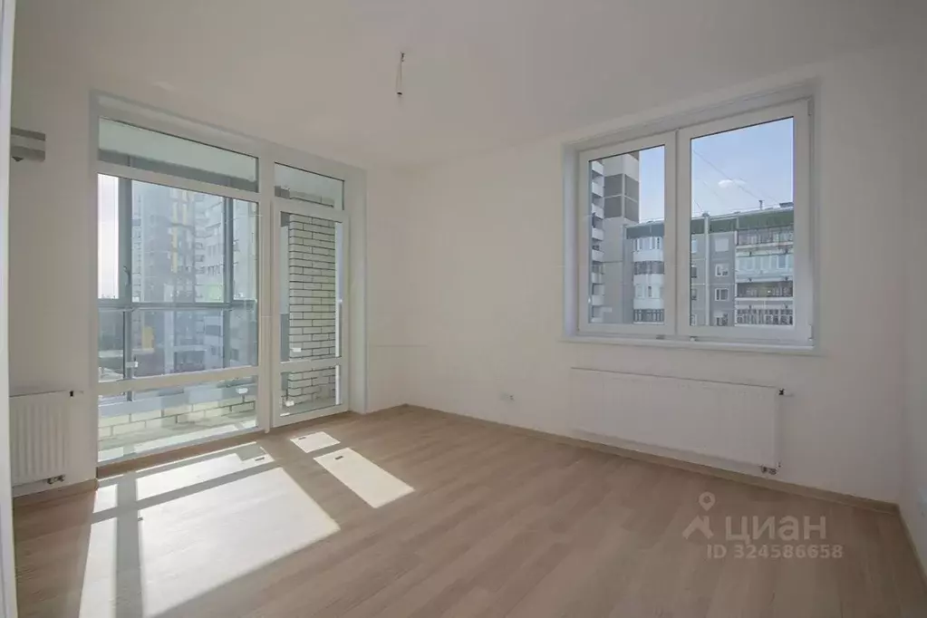 2-к кв. Свердловская область, Екатеринбург ул. Кузнецова, 9/3 (74.0 м) - Фото 1