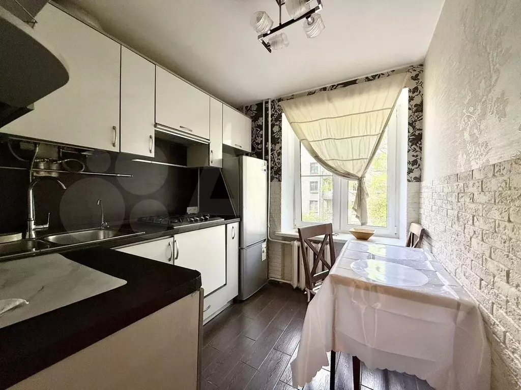 1-к. квартира, 35 м, 2/5 эт. - Фото 0
