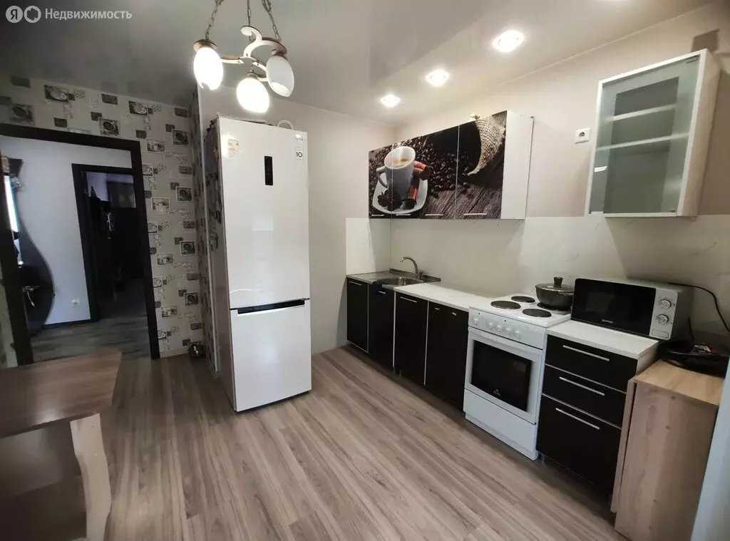 2-комнатная квартира: Уссурийск, улица Сергея Ушакова, 13с1 (58.8 м) - Фото 2