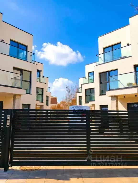 Таунхаус в Калининградская область, Калининград ул. Ивана Сусанина, 33 ... - Фото 2