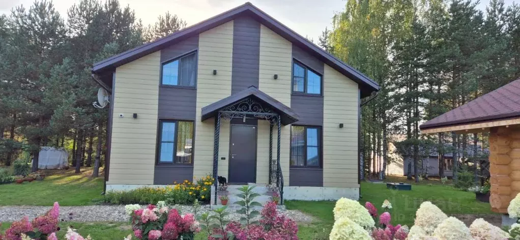 Дом в Вологодская область, Устюженский район, д. Глины  (208 м) - Фото 1