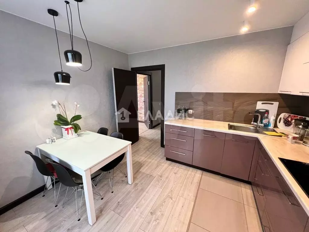 2-к. квартира, 73,6 м, 7/10 эт. - Фото 1