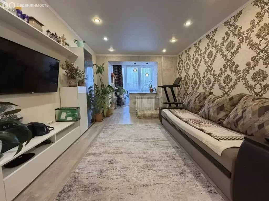 3-комнатная квартира: посёлок Путёвка, улица Андрея Галицина, 2 (74 м) - Фото 2
