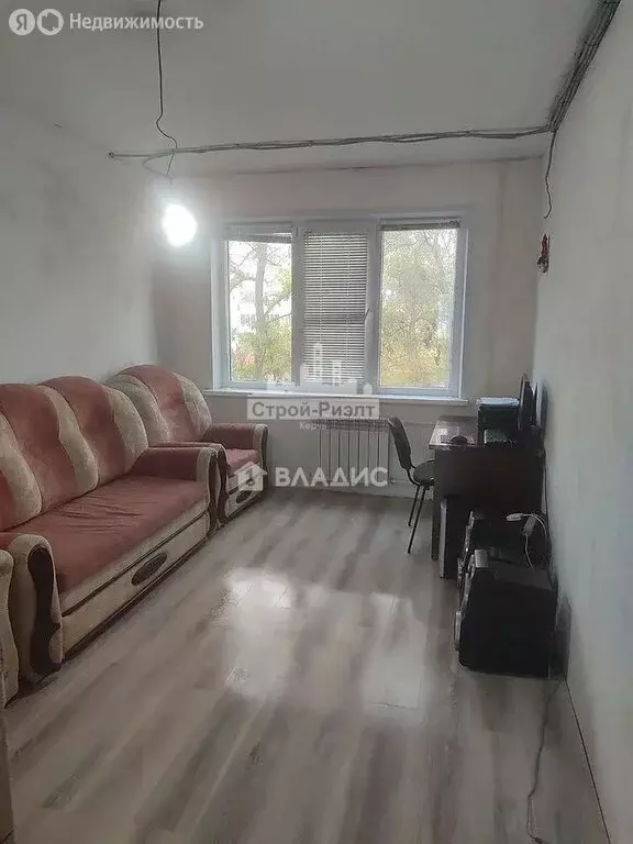 2-комнатная квартира: Керчь, улица Будённого, 3 (50 м) - Фото 0