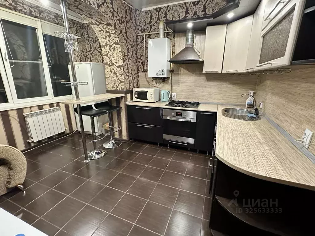 1-к кв. Адыгея, Тахтамукайский район, Яблоновский пгт ул. Гагарина, ... - Фото 1