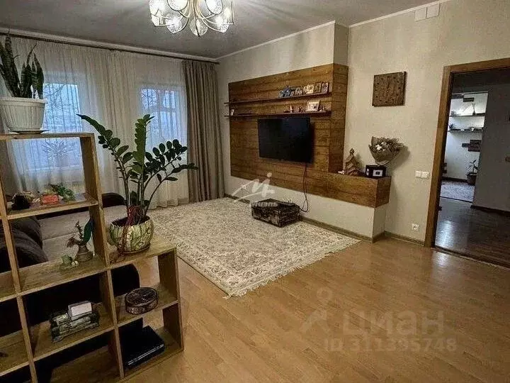 Дом в Севастополь ул. Крутая (78 м) - Фото 1