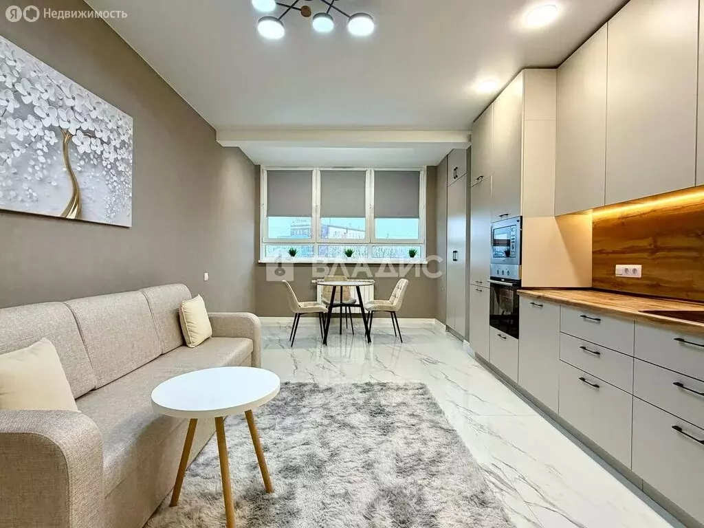 3-комнатная квартира: Нижний Новгород, Ошарская улица, 98к1 (83.3 м) - Фото 2