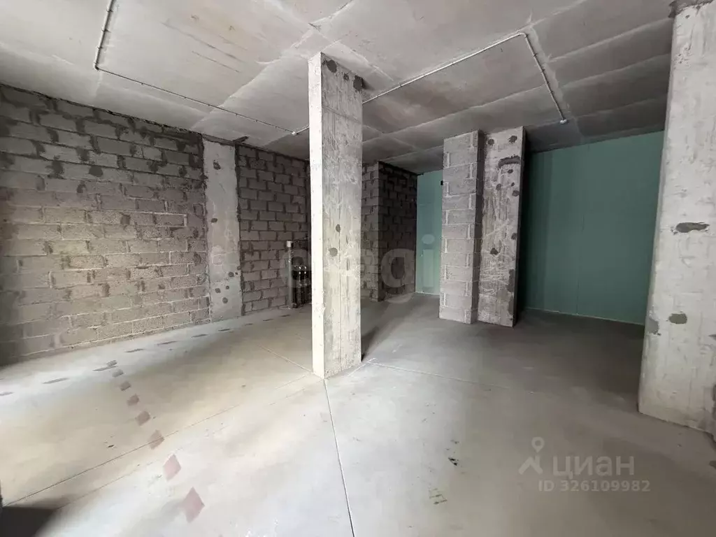 Торговая площадь в Тюменская область, Тюмень ул. Новоселов, 96 (46 м) - Фото 1