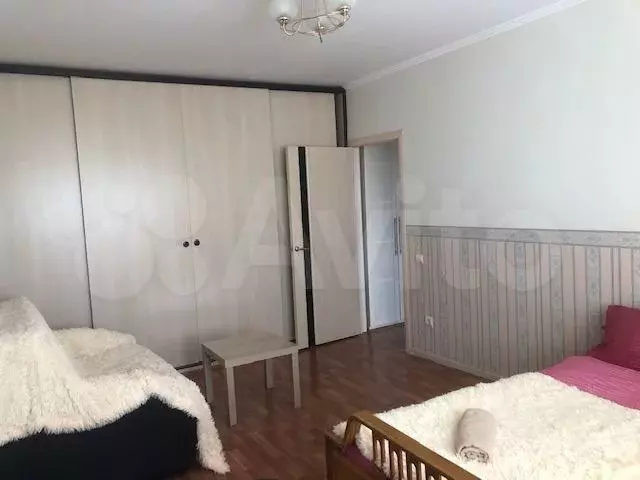 1-к. квартира, 38 м, 9/10 эт. - Фото 1