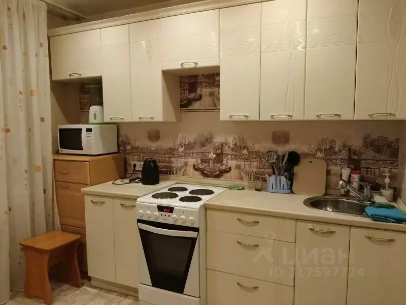 3-к кв. Иркутская область, Усть-Илимск просп. Мира, 7 (62.0 м) - Фото 0