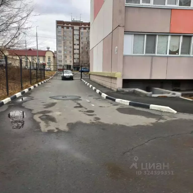 2-к кв. Курганская область, Курган Заозерный жилрайон, 4-й мкр, 7 ... - Фото 2