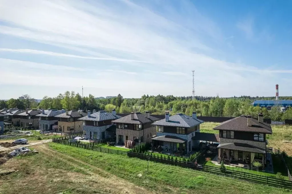Участок в Московская область, Одинцовский городской округ, Медовый ... - Фото 1