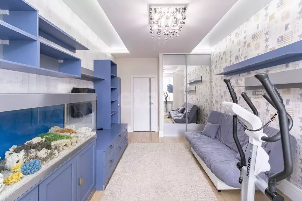 4-к кв. Тюменская область, Тюмень ул. Циолковского, 11 (136.0 м) - Фото 2