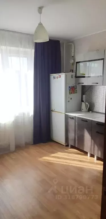 1-к кв. Брянская область, Брянск Брянский пер., 63 (40.0 м) - Фото 0