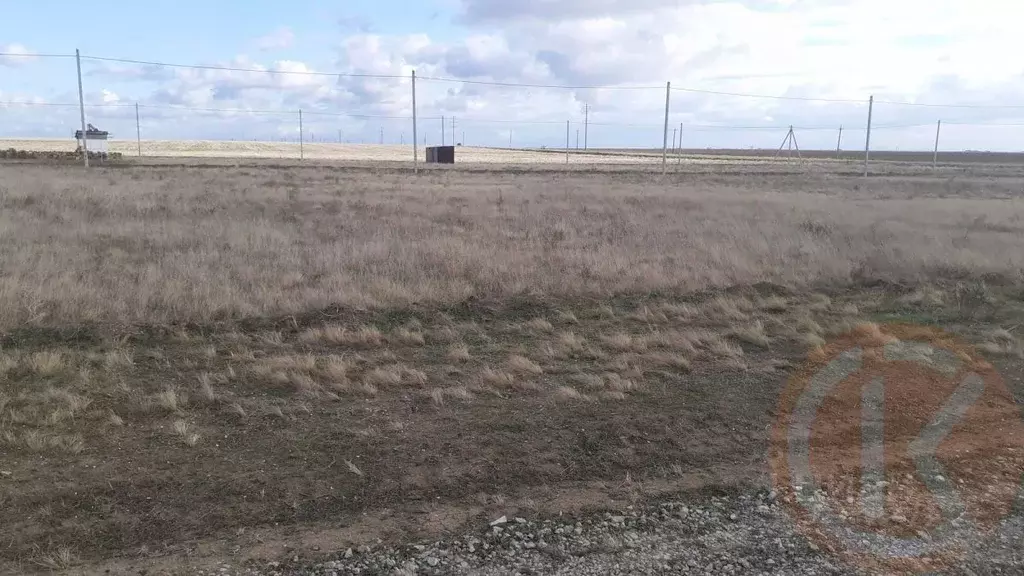 Участок в Крым, Сакский район, Штормовское с/пос, с. Крыловка ул. ... - Фото 1