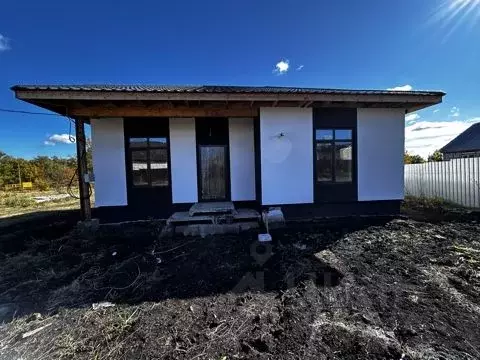 Дом в Пензенская область, с. Бессоновка ул. Российская (96 м) - Фото 1